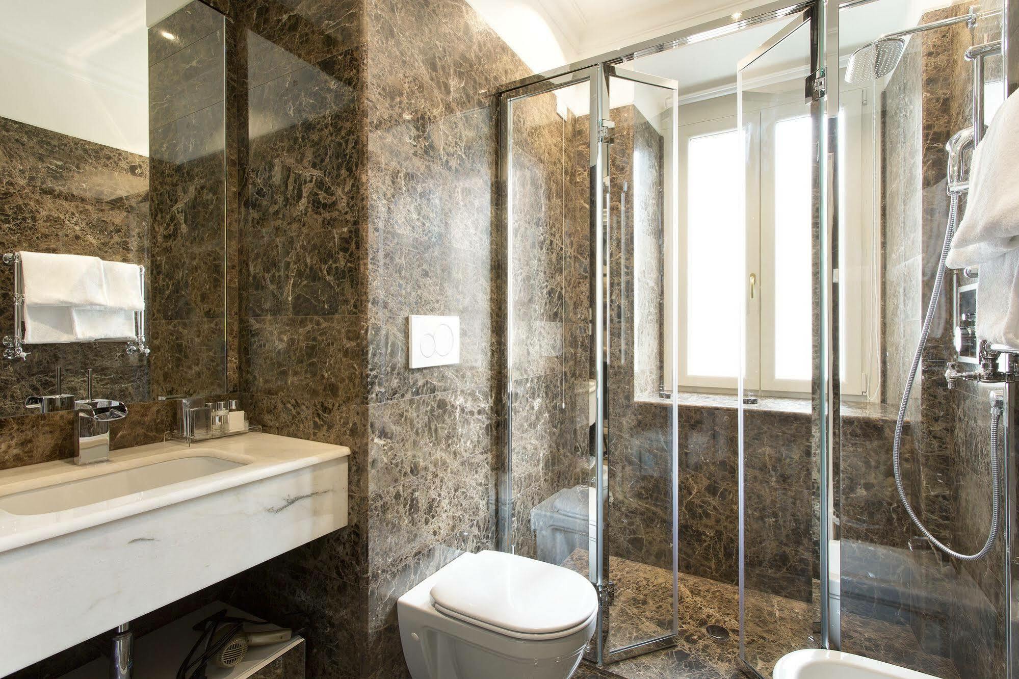 Le Case Di Andrea - Roof Suite Rome Buitenkant foto